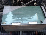 Vitre avant gauche pour PEUGEOT 406 COUPE