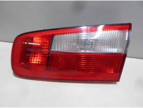 Feu arriere principal droit (feux) pour RENAULT LAGUNA 2 PHASE 1 Feu arriere principal droit (feux) pour RENAULT LAGUNA 2 PHASE 1