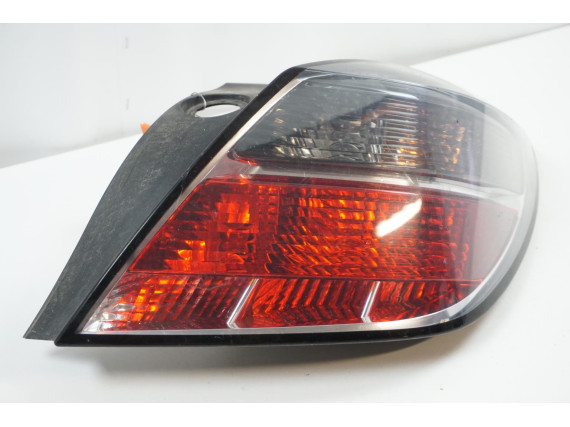 Feu Arrière Droit Pour Opel Astra H 2004-2010 - Réf 24451840 - Occasion Vérifié