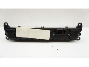 Bouton de warning pour MERCEDES CLASSE M 164 PHASE 1 Bouton de warning pour MERCEDES CLASSE M 164 PHASE 1