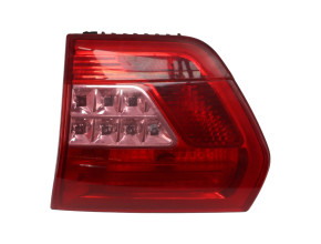 Feu arriere secondaire droit (feux) pour CITROEN C5 2 BREAK Feu arriere secondaire droit (feux) pour CITROEN C5 2 BREAK