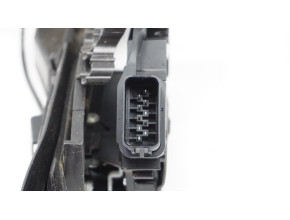 Serrure avant droit pour FORD FOCUS 2 PHASE 1