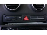Bouton de warning pour AUDI A3 (8P) PHASE 1