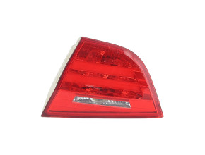 Feu arriere secondaire droit (feux) pour BMW SERIE 3 E90 PHASE 2 Feu arriere secondaire droit (feux) pour BMW SERIE 3 E90 PHASE 2