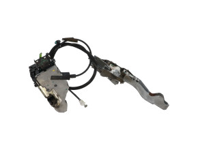 Serrure avant droit pour PEUGEOT 207 PHASE 1 Serrure avant droit pour PEUGEOT 207 PHASE 1