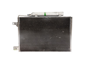 Condenseur de clim pour MERCEDES CLASSE A 169 PHASE 1 Condenseur de clim pour MERCEDES CLASSE A 169 PHASE 1