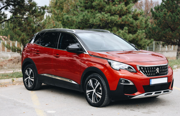 peugeot 2008 rouge 